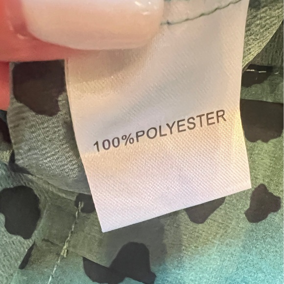 NWT Leopard Print Mock Neck Ruffle Top Blouse, Size L, Green/ Black - Picture 6 of 7